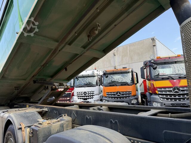 Tipper truck MAN TGS 50.460 10X8
