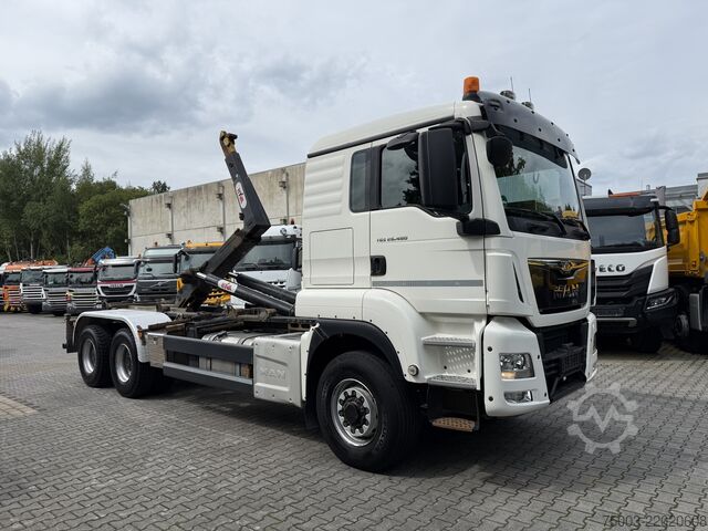 Tipper truck MAN TGS 26.480 6X6H Haken