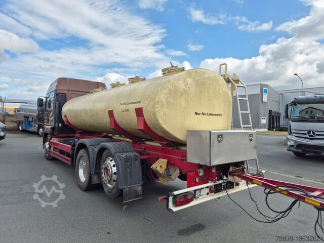 Tanker truck MAN TGA 26.390 6x2