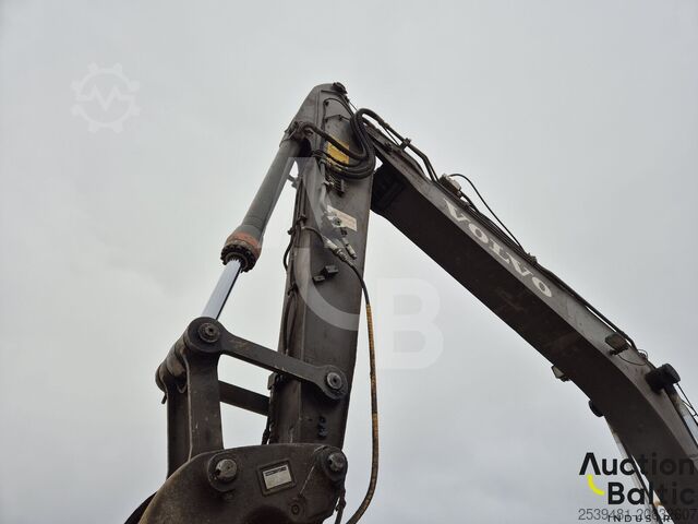 Radbagger Volvo EW 140 C