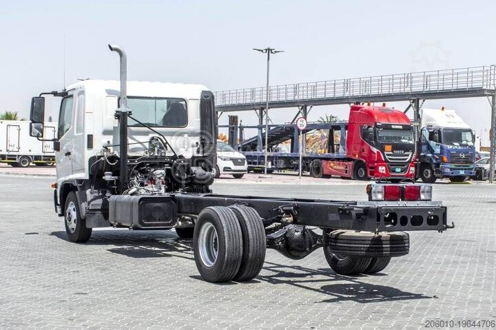 Chassis cab Hino FD 7