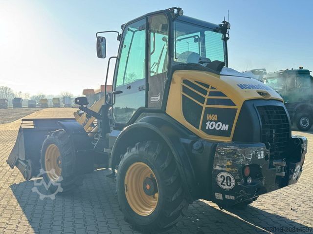 Radlader KOMATSU WA 100M-8E0 Radlader 8 Ton - 3931 H - 0,75m³
