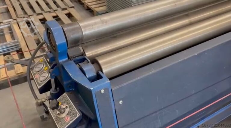 Hydraulic four-roll bending machine MG 2050 x 4 / 2 mm CNC