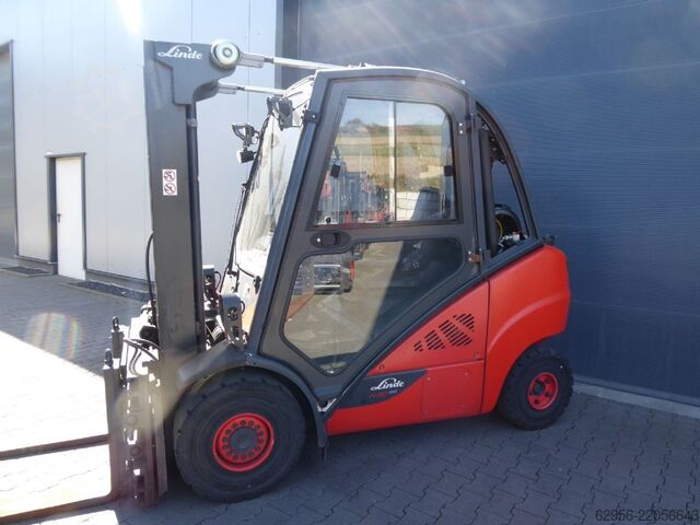 Treibgasstapler Linde H30T-02
