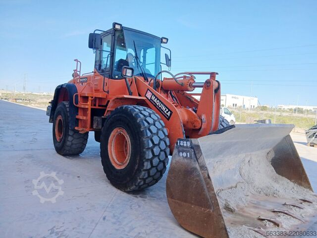Wheel loader Doosan DL300