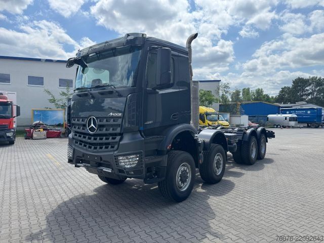 Truck chassis MERCEDES-BENZ Arocs 5 neu 4551 AK 8x8 Allrad NMV Nebenantrieb
