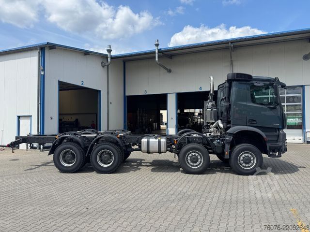 Tipper truck MERCEDES-BENZ Arocs 5 neu 4551 AK 8x8 Allrad NMV Nebenantrieb