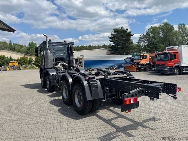 Tipper truck MERCEDES-BENZ Arocs 5 neu 4551 AK 8x8 Allrad NMV Nebenantrieb