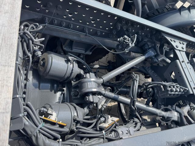 Tipper truck MERCEDES-BENZ Arocs 5 neu 4551 AK 8x8 Allrad NMV Nebenantrieb