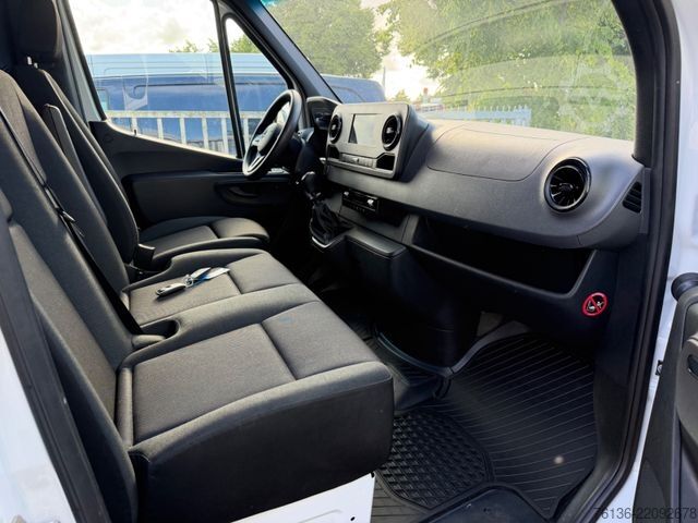 High top van MERCEDES-BENZ Sprinter 517 CDI Klima AHK Werkstatt Tempomat