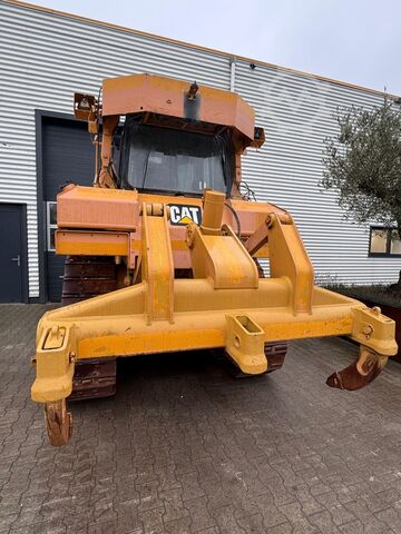 Wheel dozer Caterpillar D6T