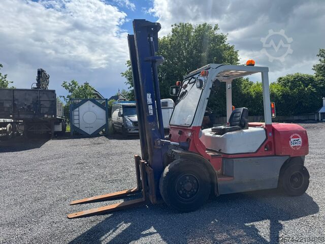 Off-road forklift Komatsu FD35T - 7
