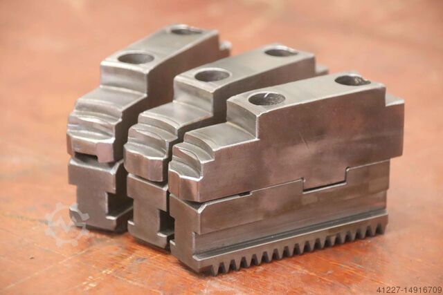 Interchangeable jaws Forkardt Breite 22 mm schrägverzahnt