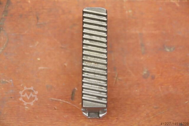 Interchangeable jaws Forkardt Breite 22 mm schrägverzahnt