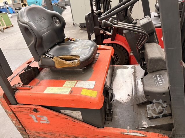Electric Forklift TOYOTA 5 FPE 13