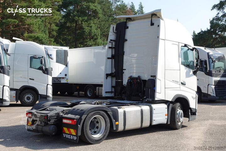 Standard tractor unit VOLVO FH 500 Globetrotter XL Varios