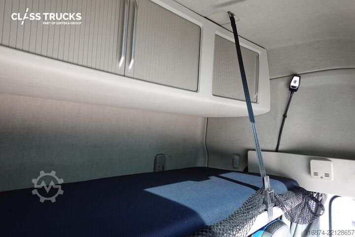 Standard tractor unit VOLVO FH 500 Globetrotter XL Varios