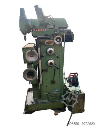 Vertikales Bearbeitungszentrum WEMAS FM23