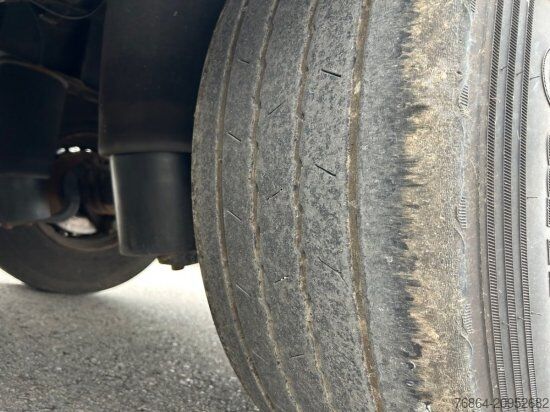 Auflieger mit Arbeitsbühne SCHWARZMüLLER PLATEAU-AUFLIEGER J SERIE