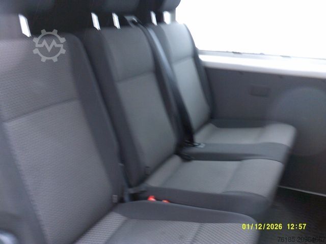Kleinbus VOLKSWAGEN T6.1  6-Sitzer -Stoff   1. Hand Klima