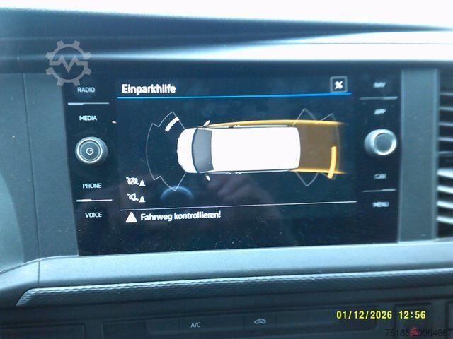 Kleinbus VOLKSWAGEN T6.1  6-Sitzer -Stoff   1. Hand Klima