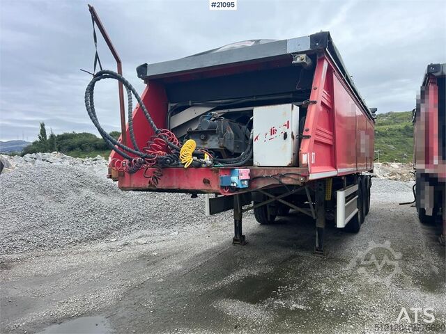 Fliegl Fahrzeugbau ass 3725 Asfaltsemi w/ Push off system Fliegl Fahrzeugbau ass 3725 Asfaltsemi w/ Push off system