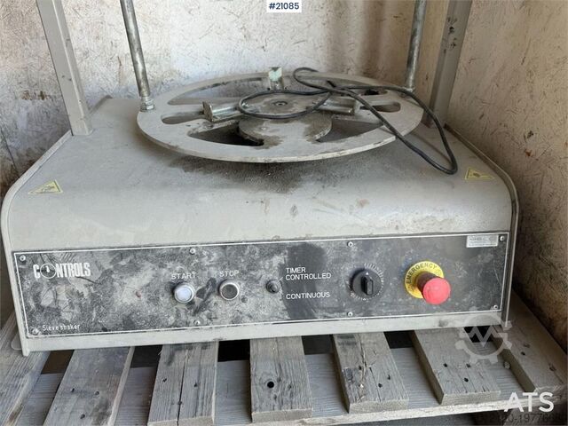 Construction equipment  HECO Laboratory equipment for rock samples
