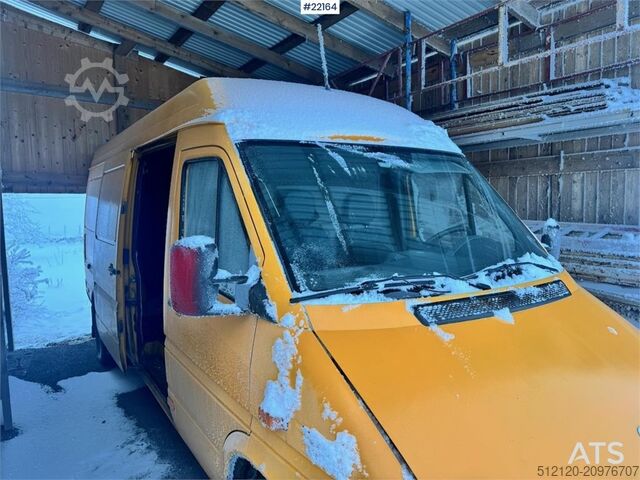 Panel van Mercedes-Benz 416 CDI Sprinter with tail lift