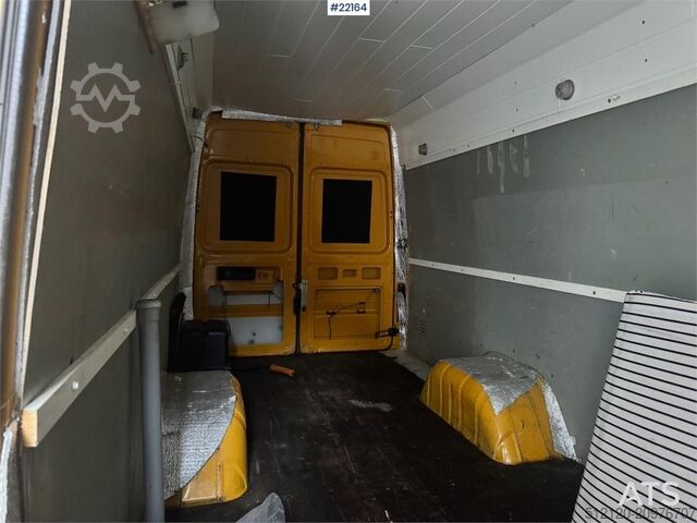 Panel van Mercedes-Benz 416 CDI Sprinter with tail lift