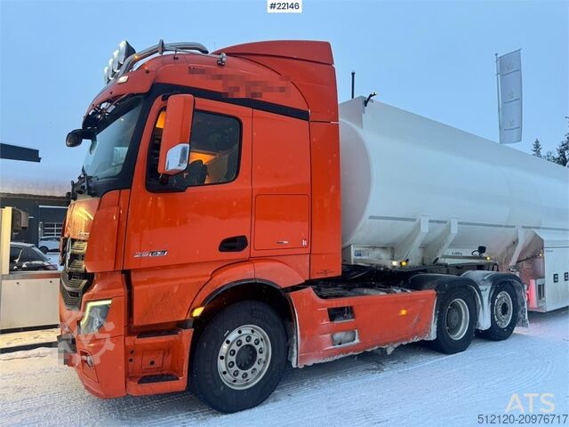 Standard tractor Mercedes-Benz Actros