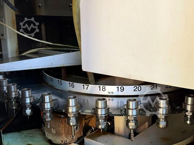 High-speed machining center MIKRON HSM400