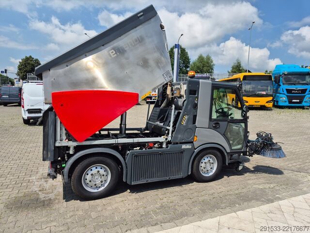 Kehrmaschine LKW Hako Citymaster 2200