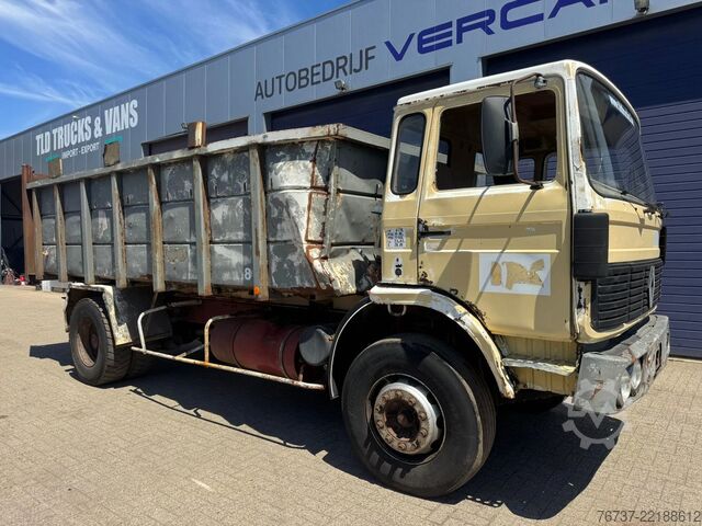 Kipper Renault G260 **BENNE-TIPPER**