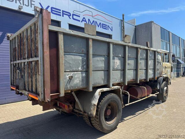 Kipper Renault G260 **BENNE-TIPPER**