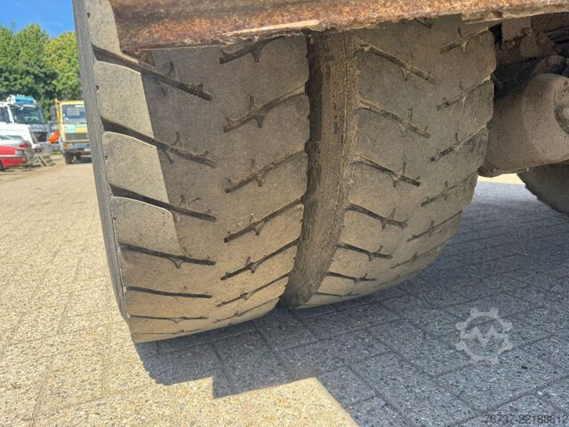 Kipper Renault G260 **BENNE-TIPPER**