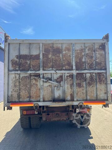 Kipper Renault G260 **BENNE-TIPPER**