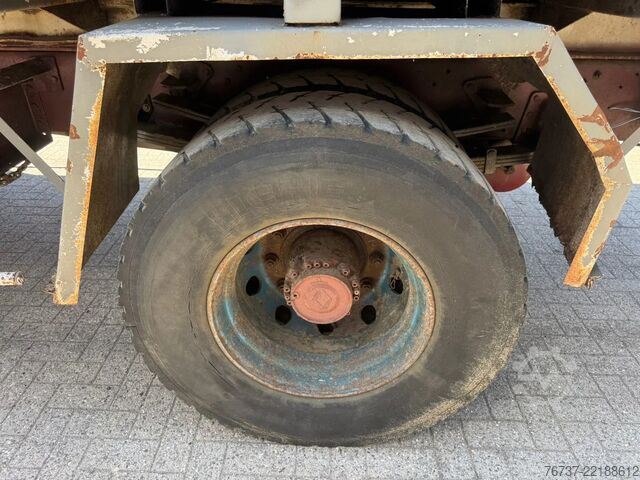 Kipper Renault G260 **BENNE-TIPPER**