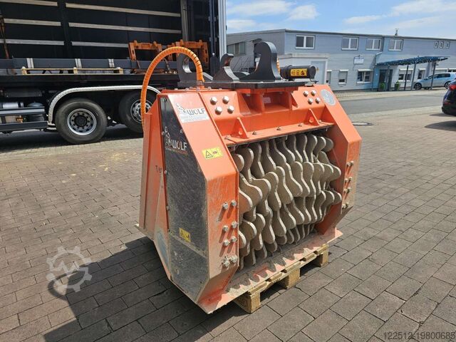 Schaufelseparatoren Wolf Technik für Baumaschinen Terra-Star. TSC.104.S204
