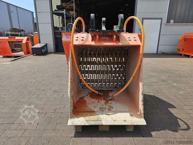 Schaufelseparatoren Wolf Technik für Baumaschinen Terra-Star. TSC.104.S204