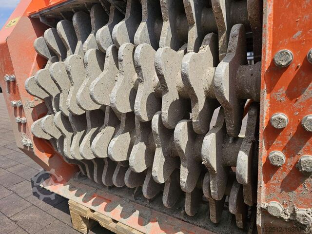 Schaufelseparatoren Wolf Technik für Baumaschinen Terra-Star. TSC.104.S204