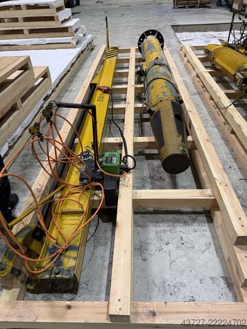 Pillar jib crane Stahl 2/8 A04501