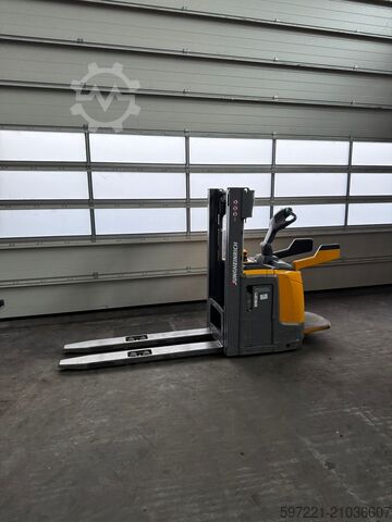 Palettenstapler Jungheinrich ERC 214 KP Lithium