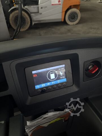 Schubmaststapler Jungheinrich ETV 216 Lithium