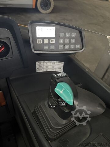 Schubmaststapler Jungheinrich ETV 216 Lithium