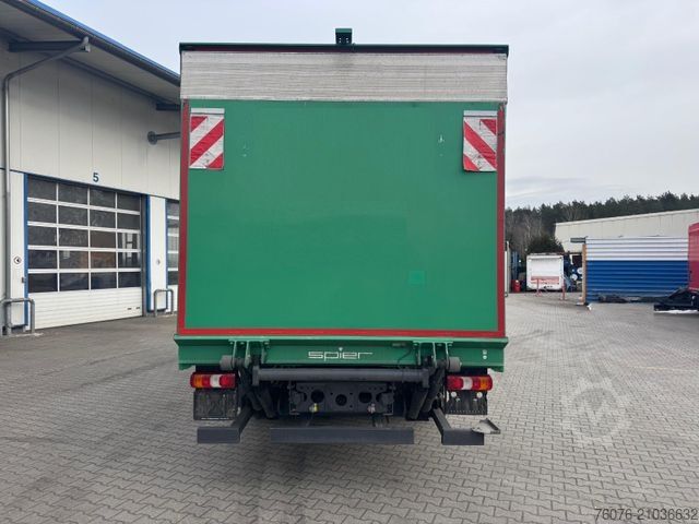 Box truck MERCEDES-BENZ 1824 L Koffer 7.2 Seitentür  LBW 2t Kamera
