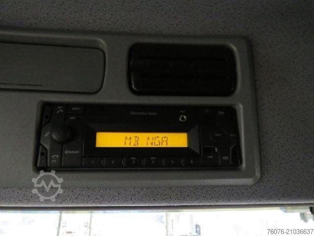 LKW mit Kofferaufbau MERCEDES-BENZ Atego 1524 L 7.2 m Koffer LBW2t Seitentür Kamera