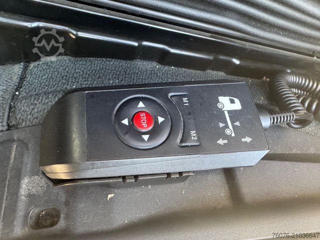 Kühlkoffer-LKW MERCEDES-BENZ Antos 2535 L 6x2/4 Frischdienst LBW 2t