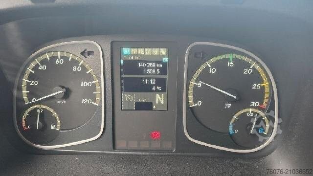 LKW mit Kofferaufbau MERCEDES-BENZ Atego 1524 L 7.4 m Koffer LBW2t Seitentür Kamera