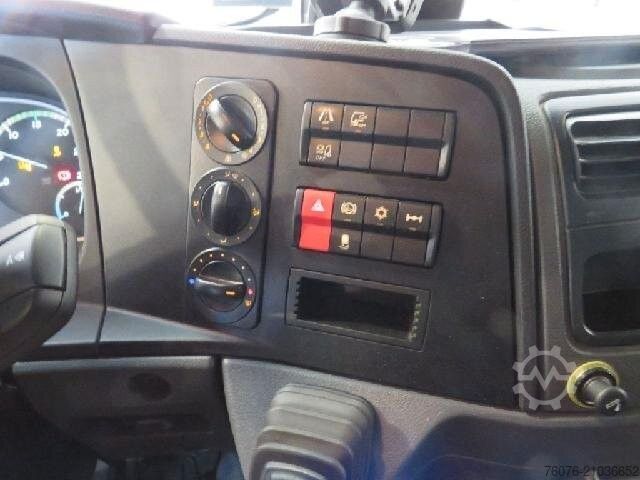 LKW mit Kofferaufbau MERCEDES-BENZ Atego 1524 L 7.4 m Koffer LBW2t Seitentür Kamera