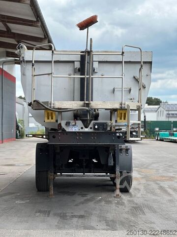 Tipper semitrailer LANGENDORF SKA 24/30 Stahlmulde* Rollplane